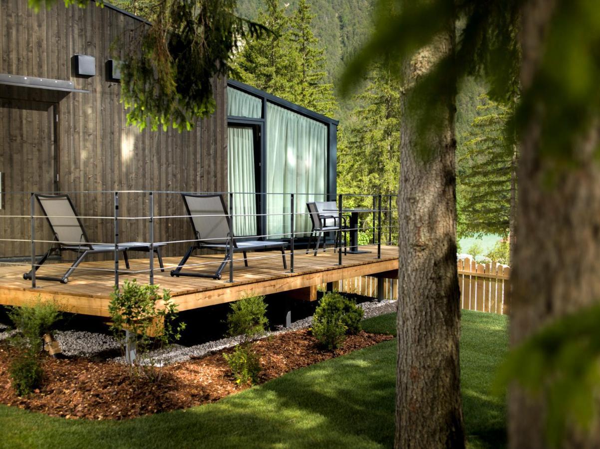 Skyview Chalets Am Camping Toblacher See Eksteriør bilde