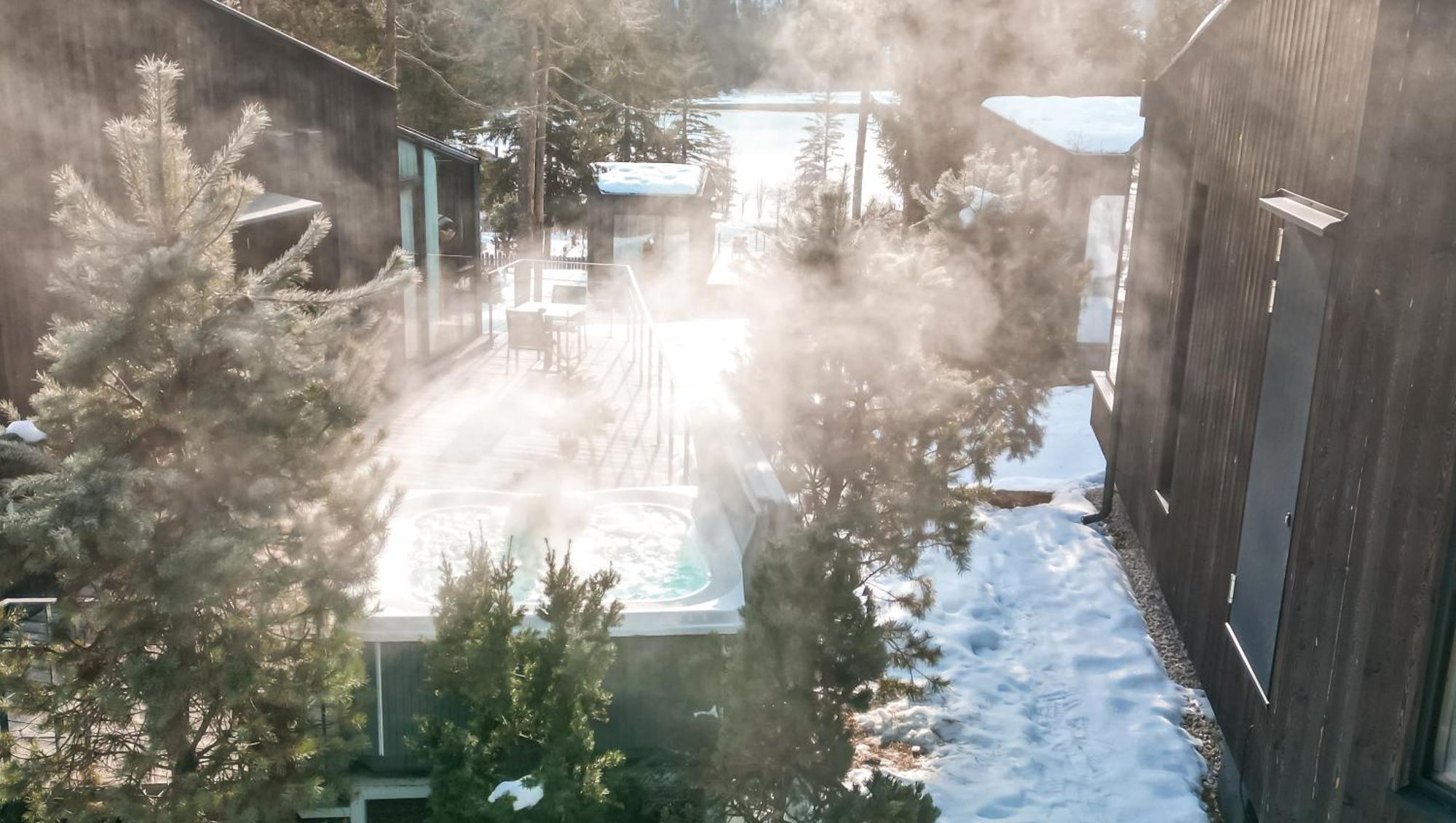 Skyview Chalets Am Camping Toblacher See Eksteriør bilde